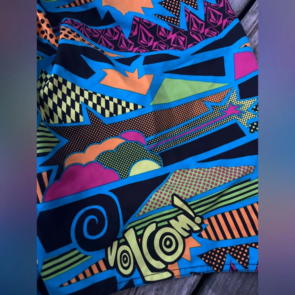 Men's Volcom Swim Trunks Vibrant Blue & Neons Multi-Print Board Shorts Large